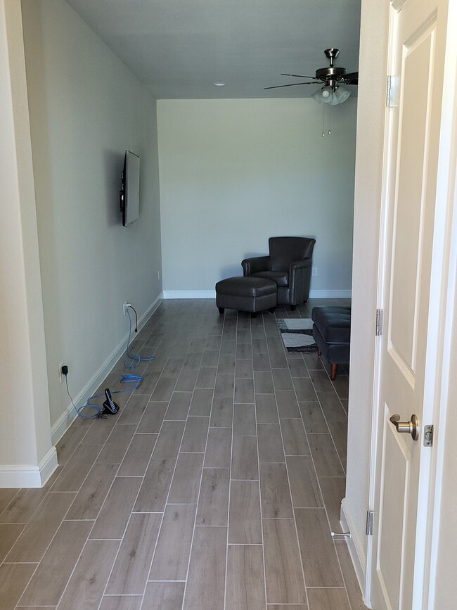 Building Photo - 11512 Harp Ln
