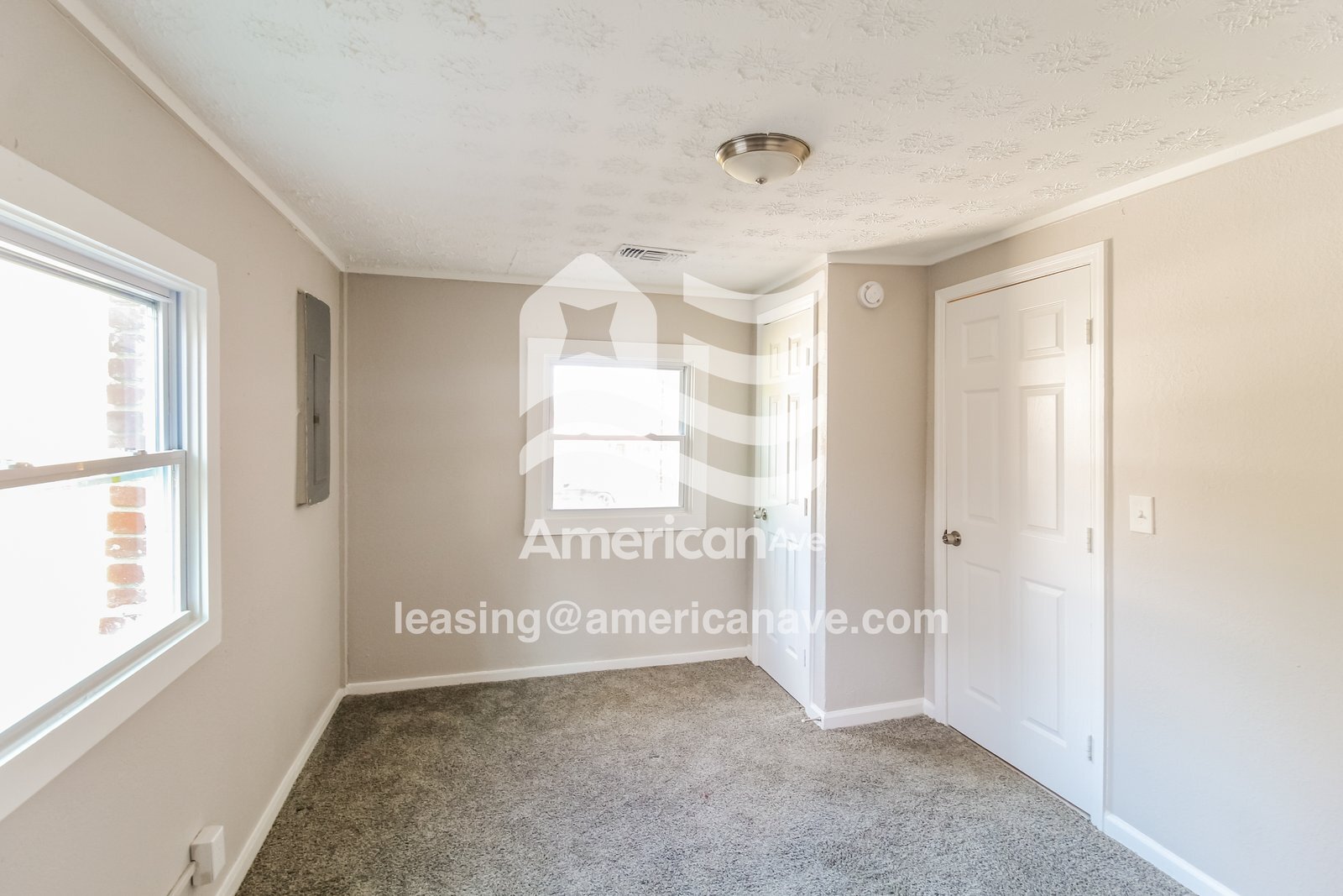 Building Photo - 1912 Lincoln St