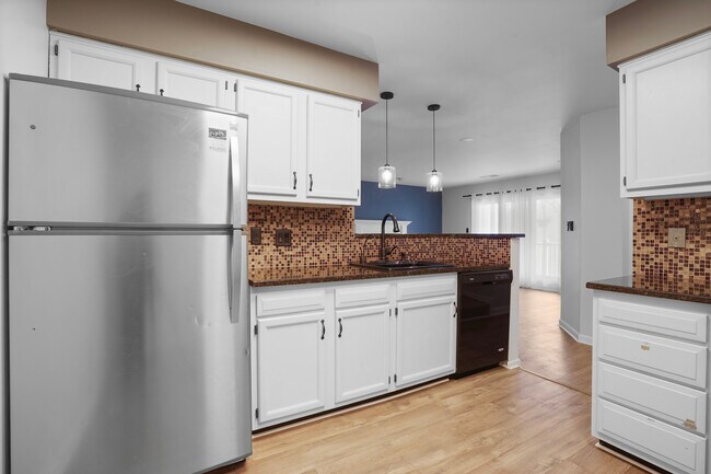 Building Photo - 7503 Ashby Ln