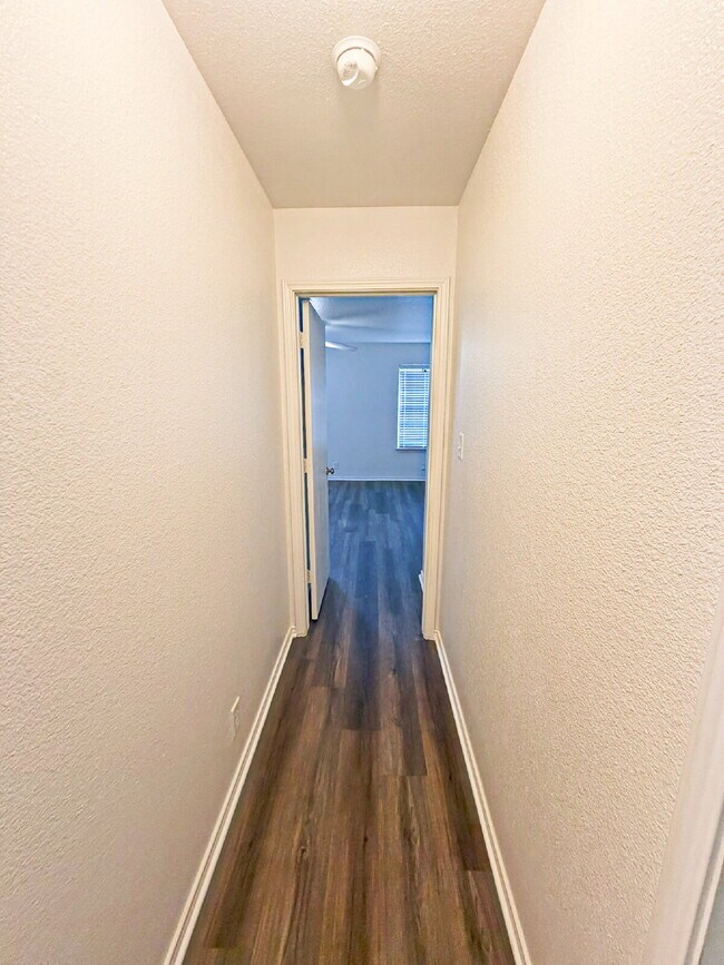 Building Photo - 3949 Wensledale Dr