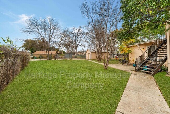 Building Photo - 231 Alexander Hamilton Dr