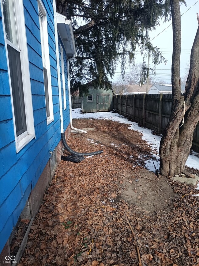 Building Photo - 404 W North St