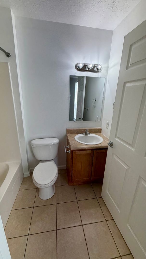 Building Photo - 9127 Laird St