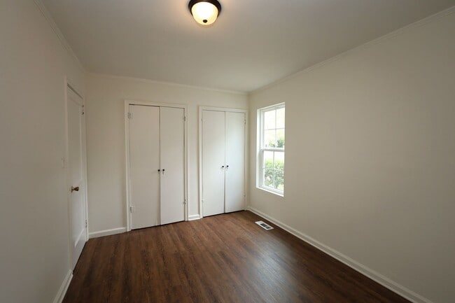 Building Photo - 1701 N Lee St