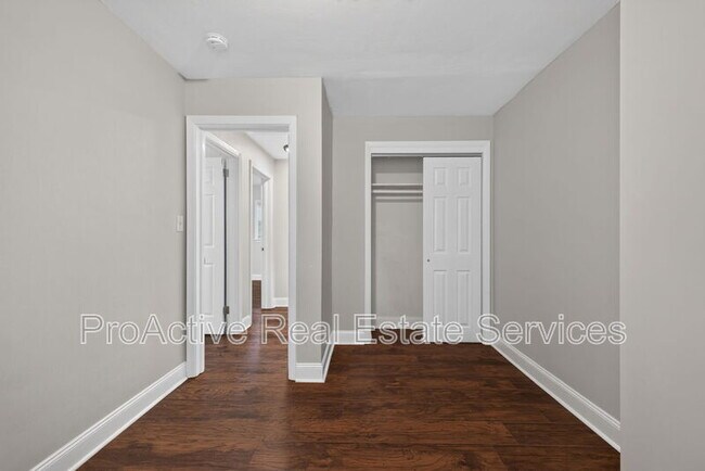 Building Photo - 1821 Gildner Rd
