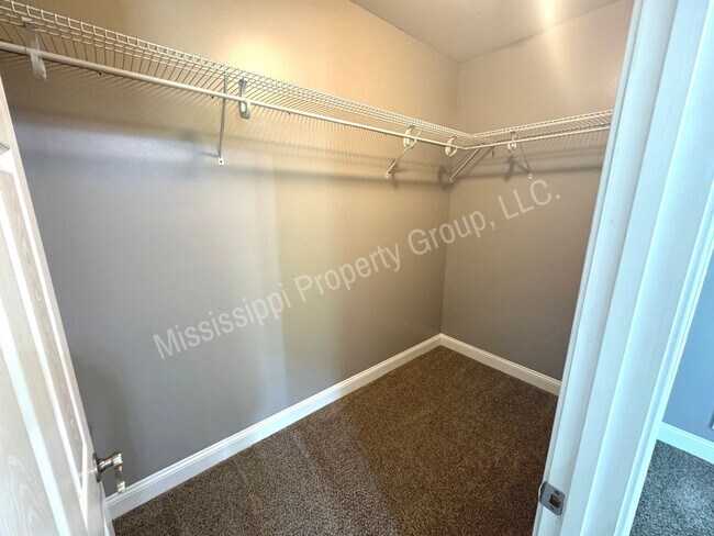 Building Photo - 3BR/2.5BA For Rent