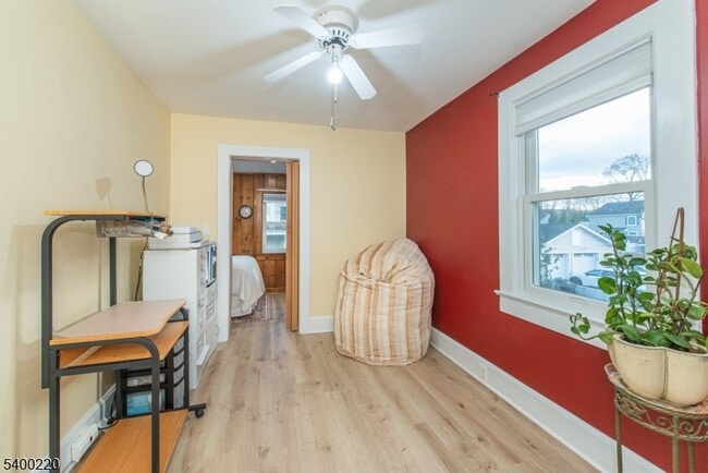 Building Photo - 38B Park Ave