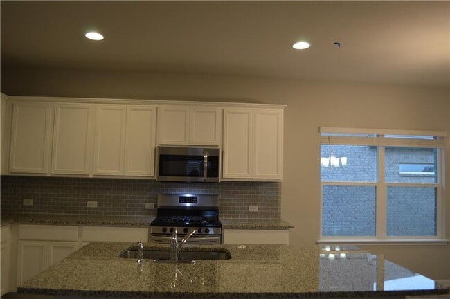 Building Photo - 2800 Bridekirk Dr