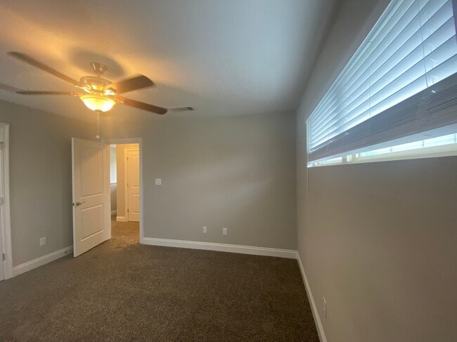 Building Photo - 8461 Laredo St