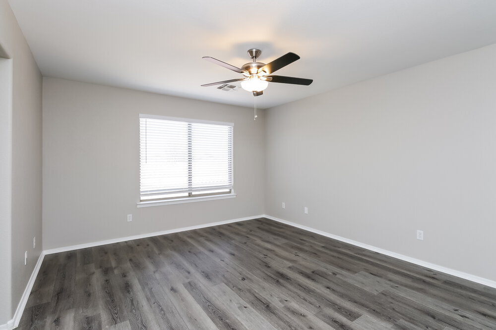 Building Photo - 2581 E Bellerive Dr