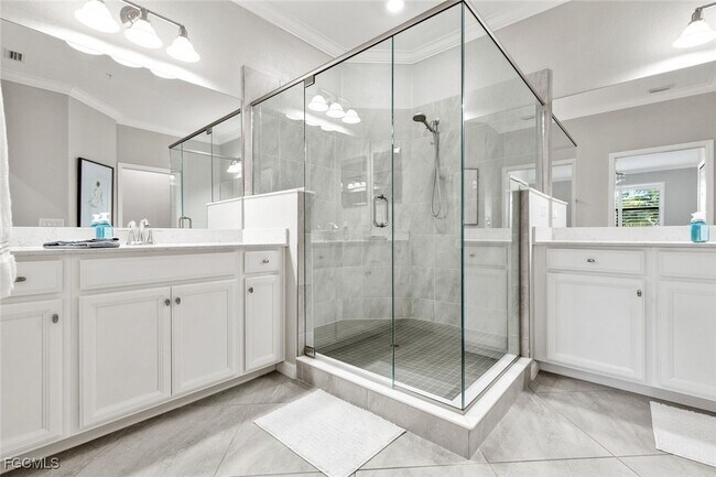 Building Photo - 12023 Hawthorn Lake Dr