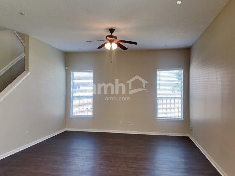 Building Photo - 5198 Armsgate Ct