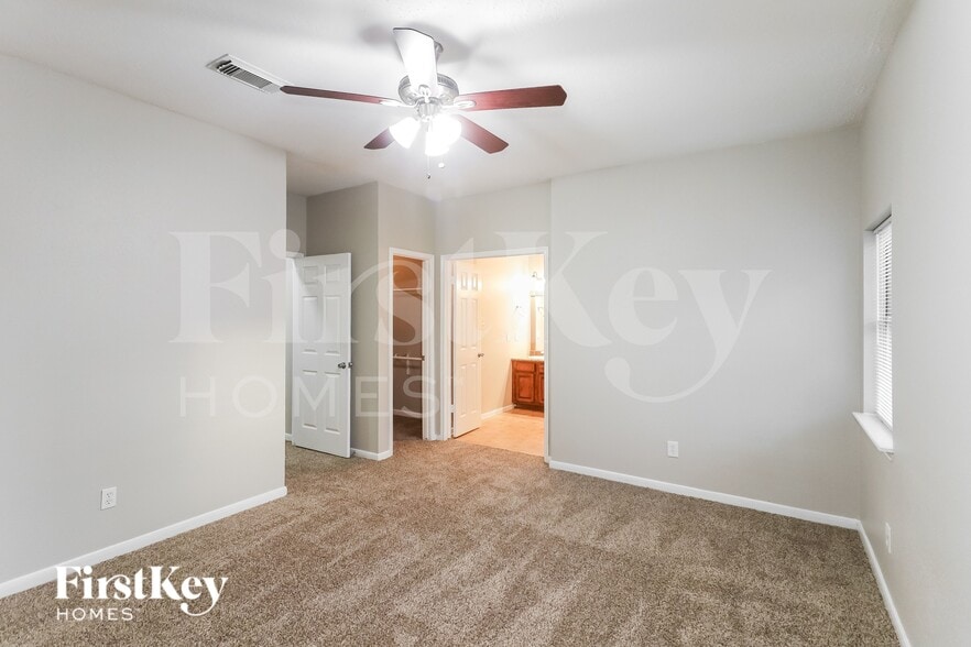 Building Photo - 1443 Autumn Dawn Ct