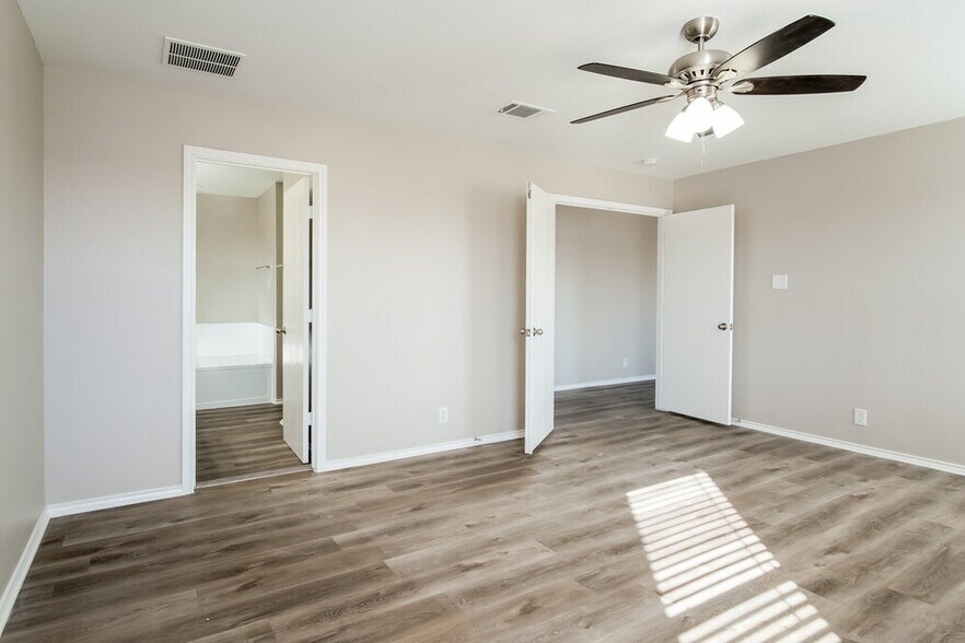 Building Photo - 250 Sheep Trail Dr