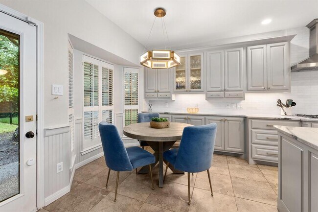 Building Photo - 5900 Cartwright Cove