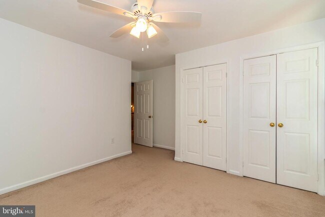 Building Photo - 7300 Scarlet Oak Ct