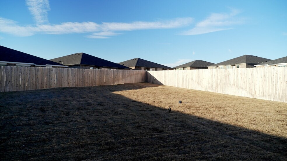 Building Photo - 1316 Concord Dr