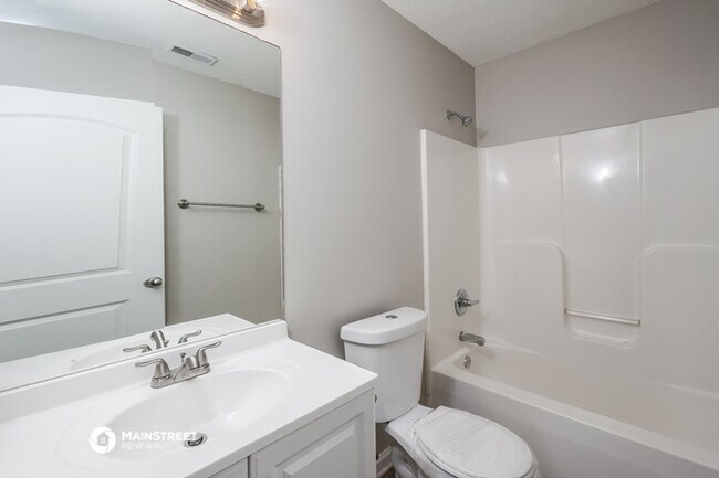 Building Photo - 2500 Emma Katherine Ln