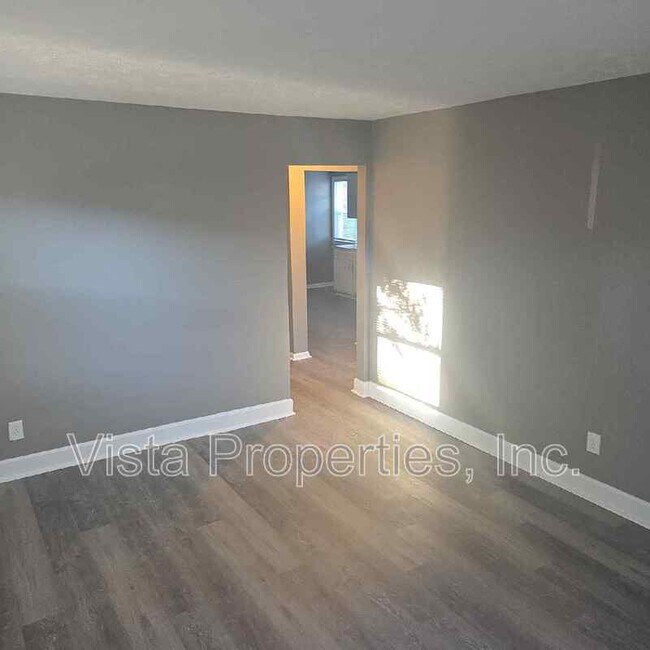 Building Photo - 1622 Haskin Ave