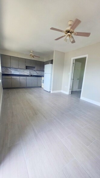 Building Photo - 12 3rd St