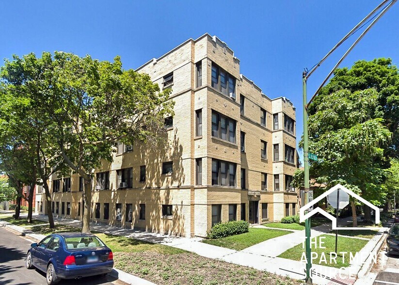 Building Photo - 2334 W School St