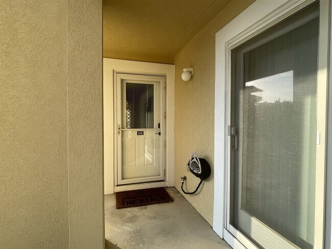 Building Photo - 57211 Atlantic View Dr