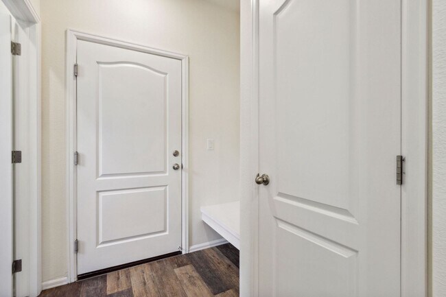 Building Photo - Fort Collins Lifestyle Exemplified by this 2 Bed, 2.5 Bath Paired Home!