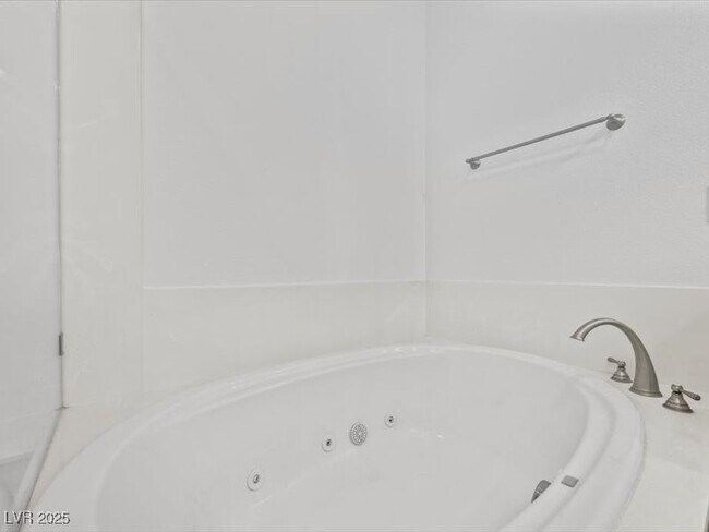 Building Photo - 1159 Calcione Dr
