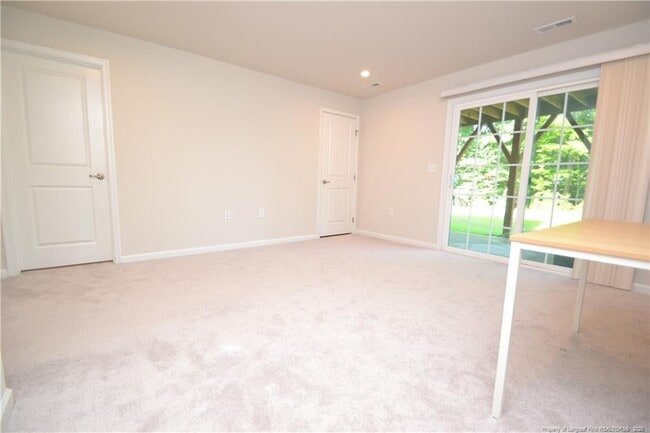 Building Photo - 1006 Romeria Dr