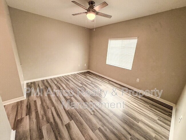 Building Photo - 6019 Portsdale Pl