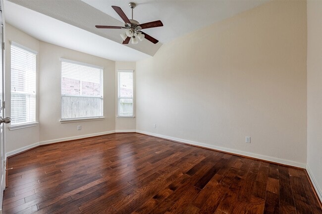 Building Photo - 5214 Lotus Canyon Ct