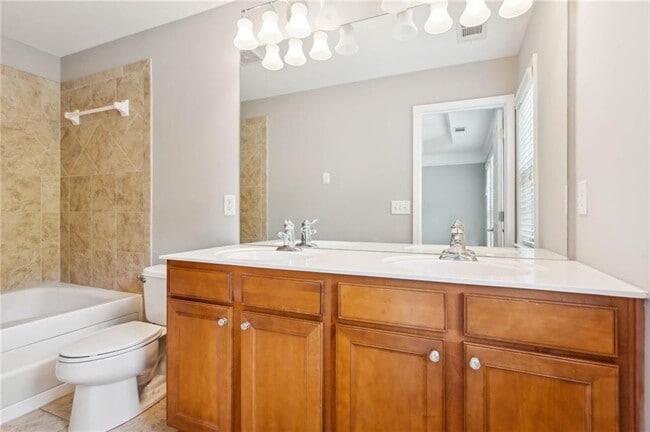 Building Photo - 2252 Limehurst Dr