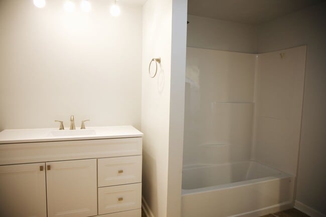 Building Photo - 2017 Central St NW