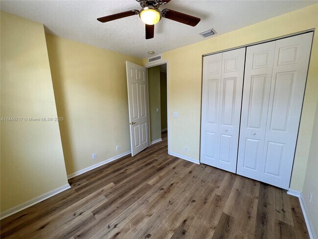 Building Photo - 4439 Regal Ct