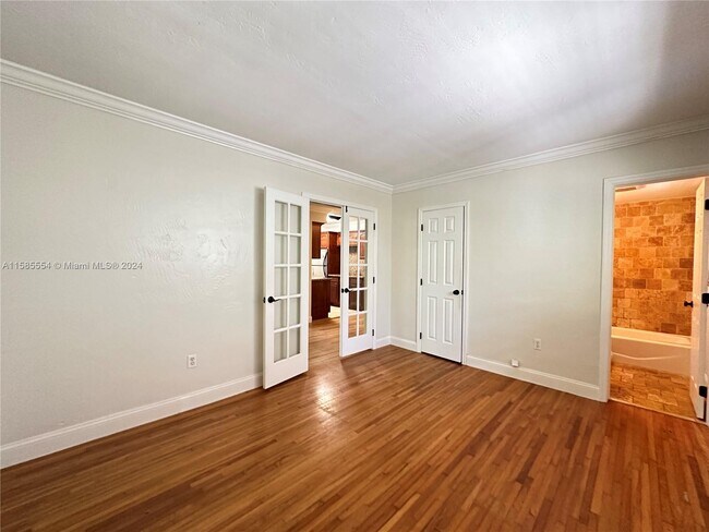 Building Photo - 35 Antilla Ave