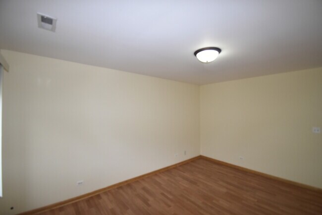 Building Photo - 2729 W 37th Pl