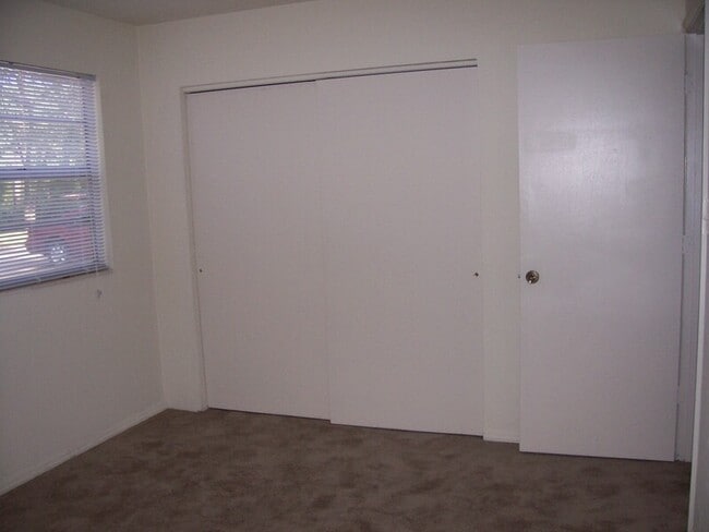 Building Photo - 3730 Maria Cir