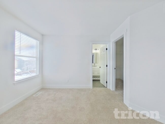 Building Photo - 1141 Cardinal Ave