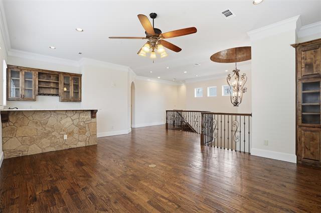 Building Photo - 3725 W 5th St