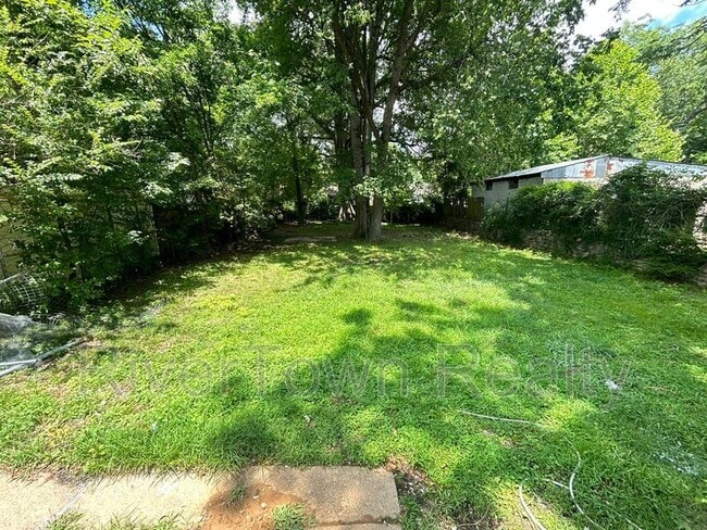 Building Photo - 3600 Tutwiler Ave