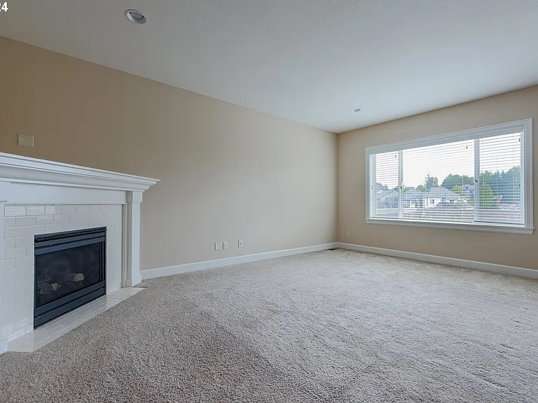 Family Room - 6128 NW Trowbridge Dr
