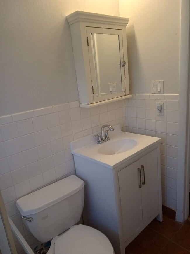 Building Photo - 5 Bedroom Single Family Home in Arvada