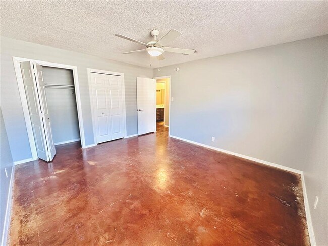 Building Photo - 3424 Willowrun Dr
