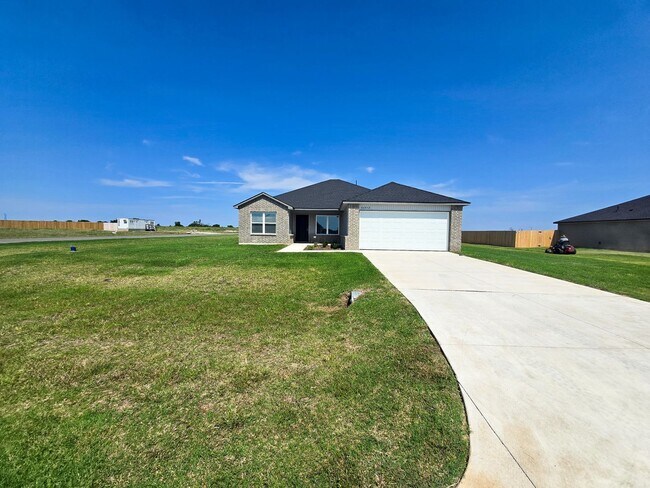 Building Photo - New Construction 3 bedroom Home in Shawnee