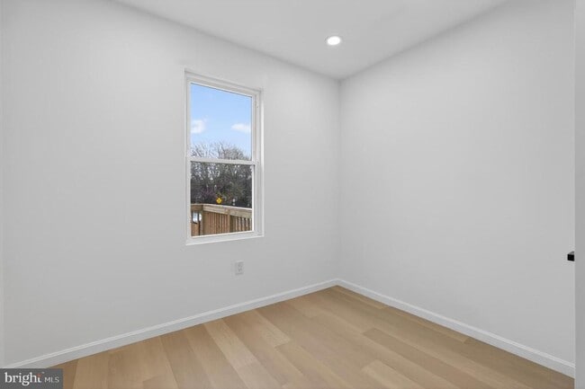 Building Photo - 2932 Yost Pl NE