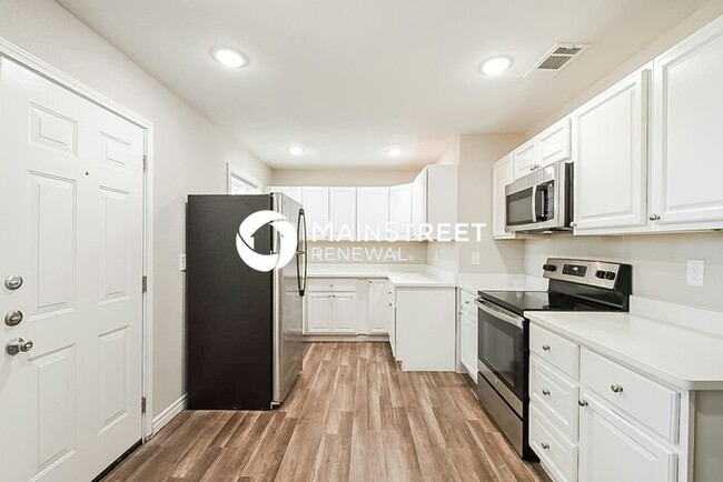 Building Photo - 2403 El Capitan Dr