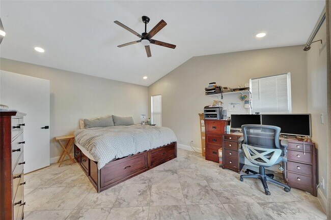 Building Photo - 22471 Grouper Ct