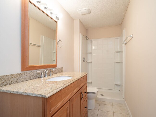Building Photo - Spacious 3 bedroom home in desirable SW Durham! Super dog friendly with large fenced yard!