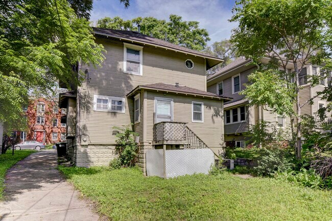 Building Photo - 307 N 31st St