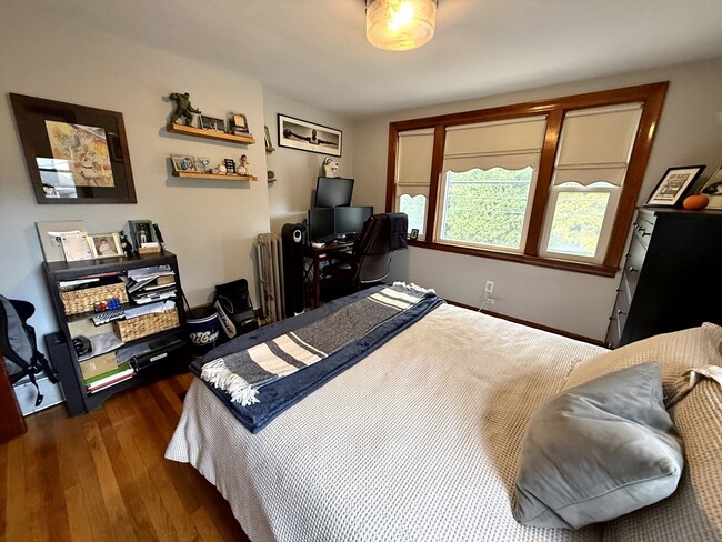 Building Photo - 151 Lexington St